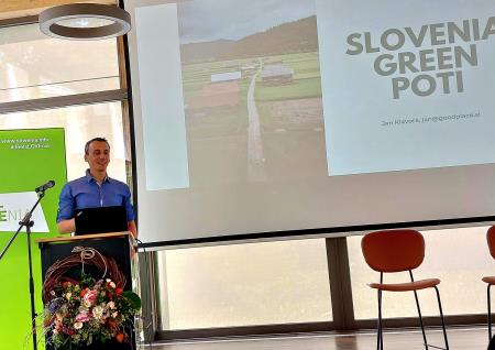 Kamniku na Zelenem dnevu slovenskega turizma za trajnostne dosežke ponovno podeljen zlati znak Slovenia Green (11)